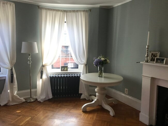 103 Pinckney St in Boston, MA - Building Photo - Building Photo