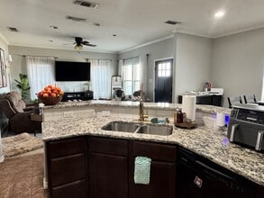 405 NW 13th St in Andrews, TX - Building Photo - Building Photo