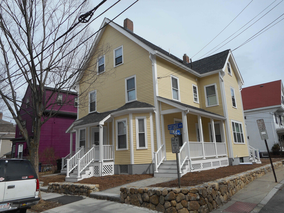 23 Cottage Ave in Somerville, MA - Building Photo