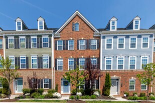 5917 Glen Willow Wy in Ellicott City, MD - Building Photo