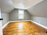 14 Batchelder St photo'