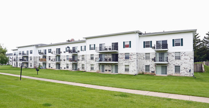 New Fountains in Madison, WI - Building Photo - Building Photo