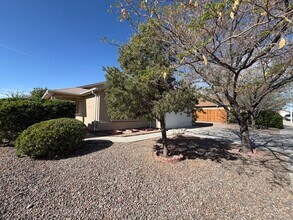 5756 Carmen Rd NW in Albuquerque, NM - Building Photo - Building Photo