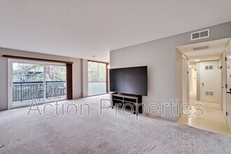 181 Del Medio Ave in Mountain View, CA - Building Photo - Building Photo