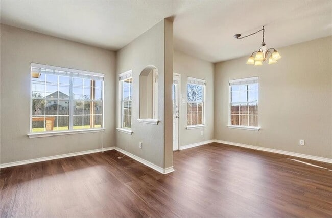 120 Emory Fields Dr in Hutto, TX - Building Photo - Building Photo