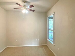 179 Trail Rider Way in Georgetown, TX - Building Photo - Building Photo