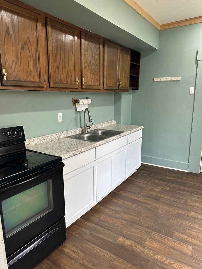 414 W 7th St, Unit 414 w 7th in Connersville, IN - Building Photo - Building Photo