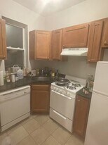 11 Claflin Rd, Unit 1 in Brookline, MA - Building Photo