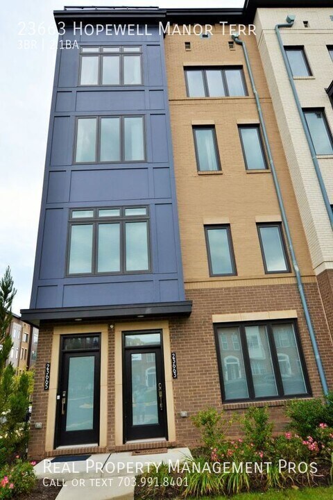 23663 Hopewell Manor Terrace in Ashburn, VA - Building Photo