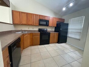 4562 Southfield Ave in Orlando, FL - Building Photo - Building Photo