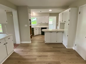 610 Howell St in Selma, NC - Building Photo - Building Photo