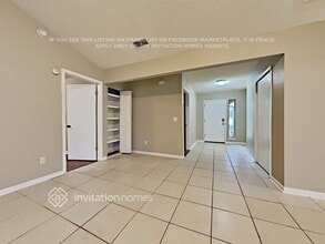 158 Annandale Dr E in Jacksonville, FL - Building Photo - Building Photo