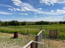 321 S Mickelson St in Big Piney, WY - Building Photo