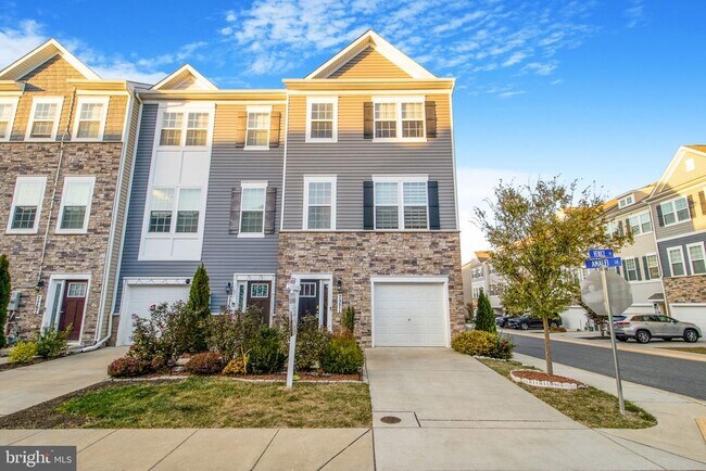7771 Venice Ln in Severn, MD - Building Photo - Building Photo