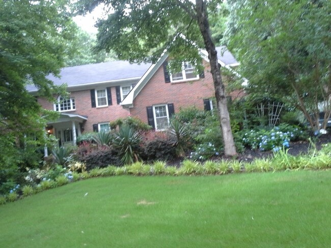 property at 4654 Riveredge Cv