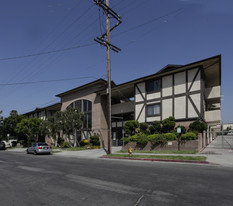 Sunland Manor Apartments