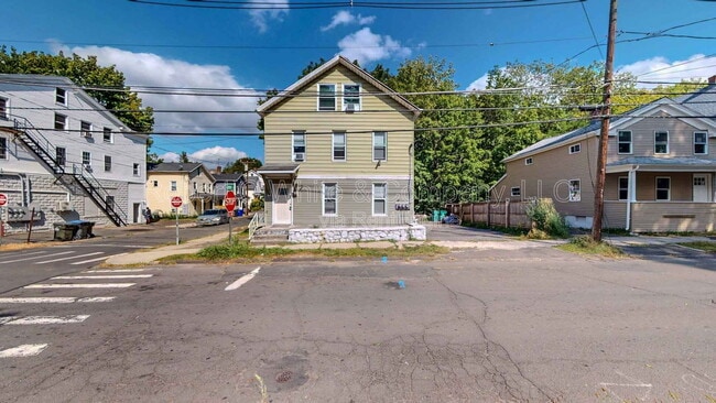 property at 31 William St