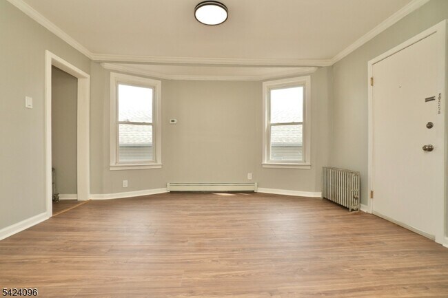 111 Willow St in Bloomfield, NJ - Building Photo - Building Photo