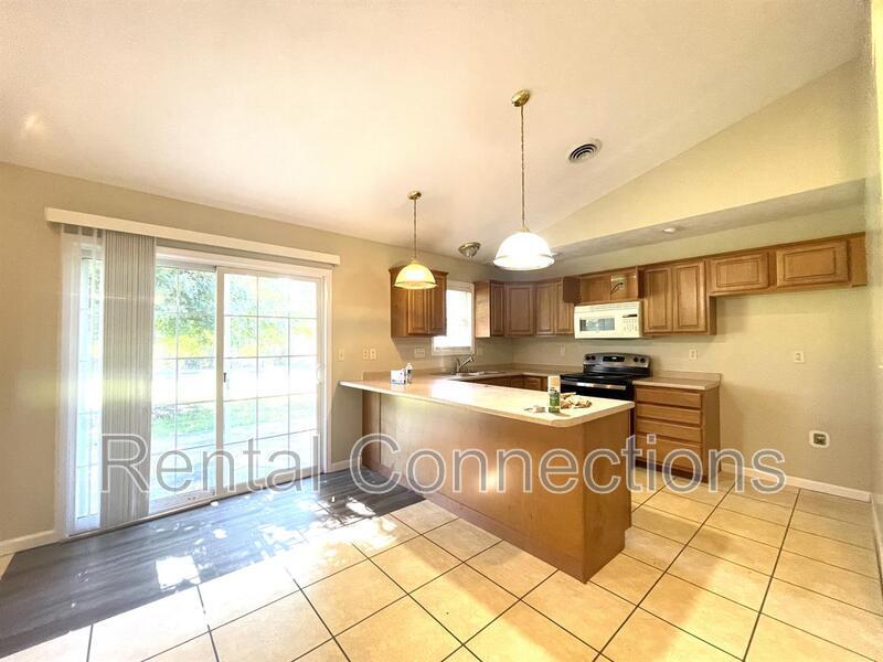 11310 Norman Rd in Marion, IL - Building Photo