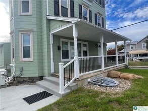 1124 2nd St in Catasauqua, PA - Building Photo - Building Photo