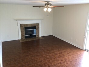 2083 Shetland St in Marysville, OH - Foto de edificio - Building Photo