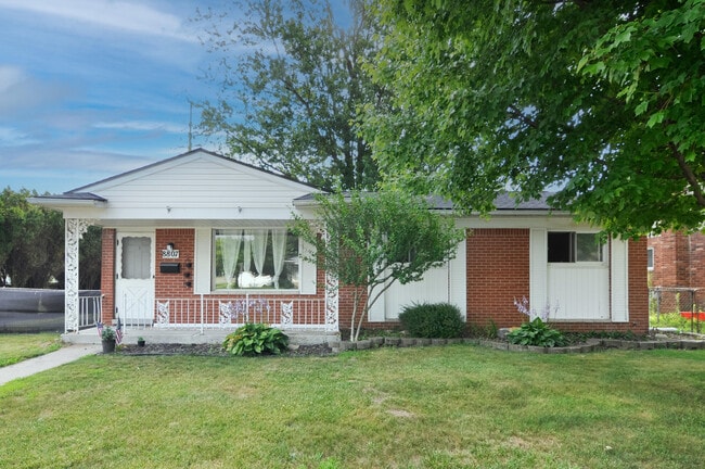 property at 8807 Tavistock Dr