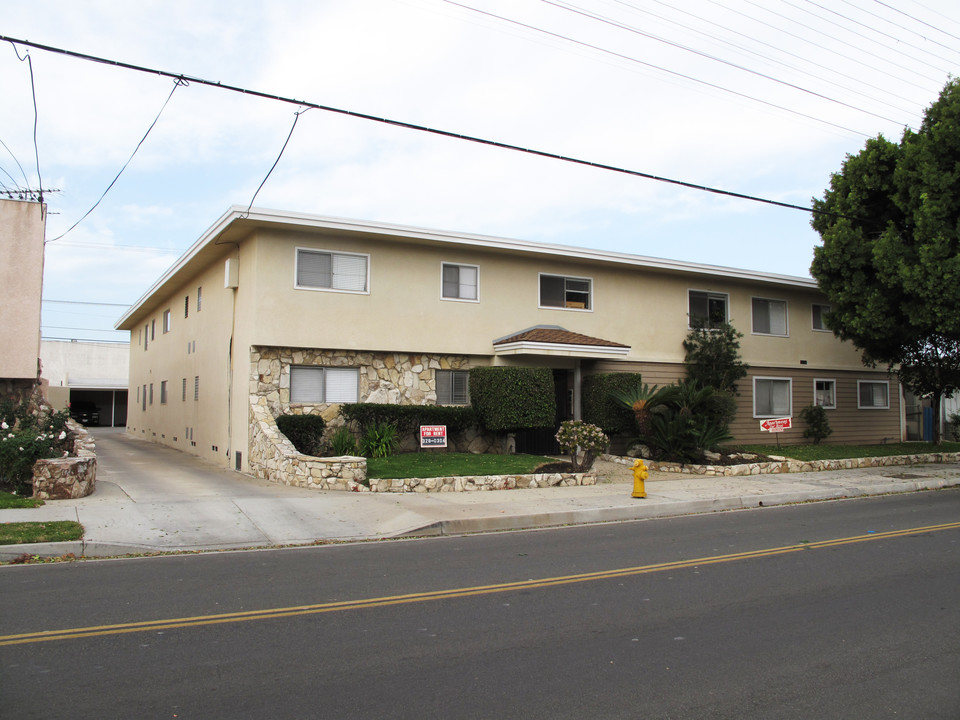 24647 Pennsylvania Ave in Lomita, CA - Building Photo