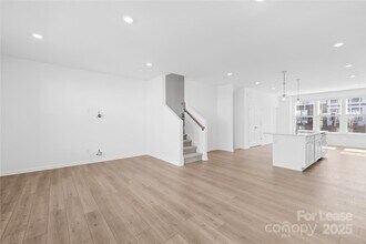 3236 Stelfox St in Charlotte, NC - Building Photo - Building Photo