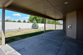 2772 E Rochester Ct in Meridian, ID - Building Photo - Building Photo