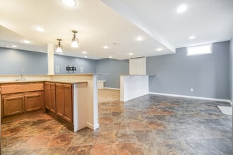 1215 Creekledge Ct in Streetsboro, OH - Building Photo - Building Photo