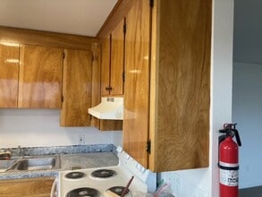 727 N 16th Ave, Unit 16th Ave Triplex Unit B in Yakima, WA - Building Photo - Building Photo