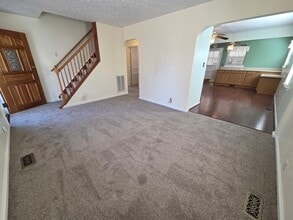 7802 Ruthven Rd in Norfolk, VA - Building Photo - Building Photo