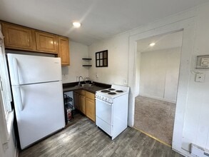 45 Bristol Rd in Piscataway, NJ - Building Photo - Building Photo
