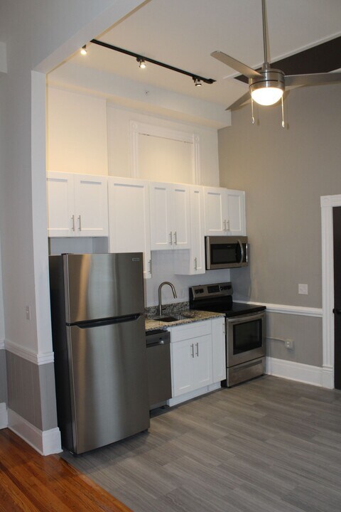 114 W Court St in Woodstock, VA - Building Photo