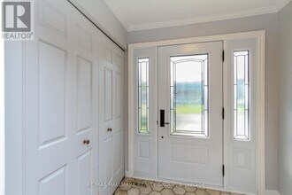 1210 Bordeau Grove in Ottawa, ON - Building Photo - Building Photo