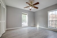 9025 Rue Cambon St photo'