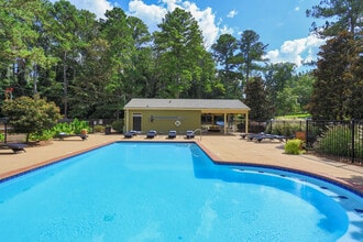 Autumn Ridge in Lagrange, GA - Foto de edificio - Building Photo