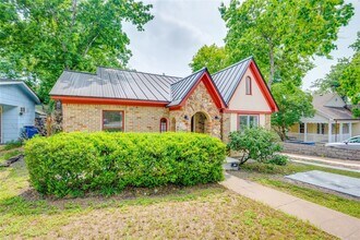 1623 Palma Plaza in Austin, TX - Building Photo - Building Photo