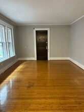 37 Vick Park B in Rochester, NY - Building Photo - Building Photo