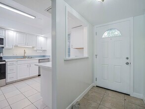 600 Royal Palm Blvd in Vero Beach, FL - Building Photo - Building Photo