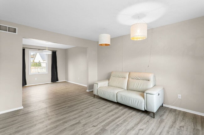 5414 Trippel Dr in Mishawaka, IN - Building Photo - Building Photo