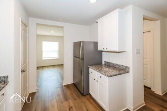 316 Sunnymeade Ln in Jarrell, TX - Building Photo - Building Photo