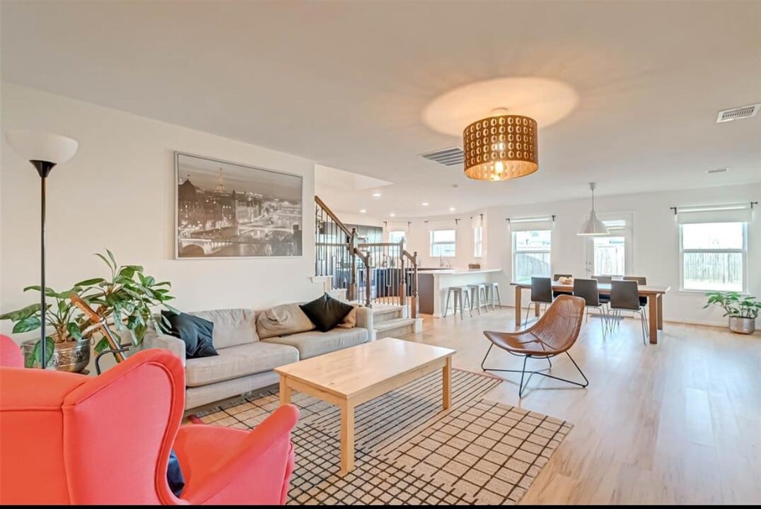 16330 Oakside Hollow Ln in Houston, TX - Building Photo