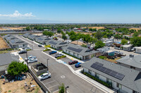 Pioneer Cottages in Bakersfield, CA - Building Photo - Building Photo