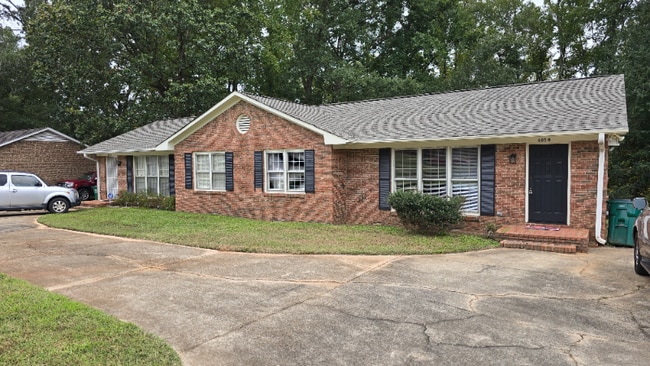 105 Colebrook Ct in Boiling Springs, SC - Foto de edificio - Building Photo