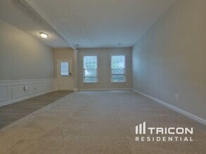 2021 Maple Ridge Dr NW in Acworth, GA - Building Photo - Building Photo