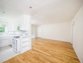 918 7th St in Santa Monica, CA - Building Photo - Building Photo