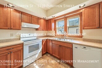 1210 Philippen St in Manitowoc, WI - Building Photo - Building Photo