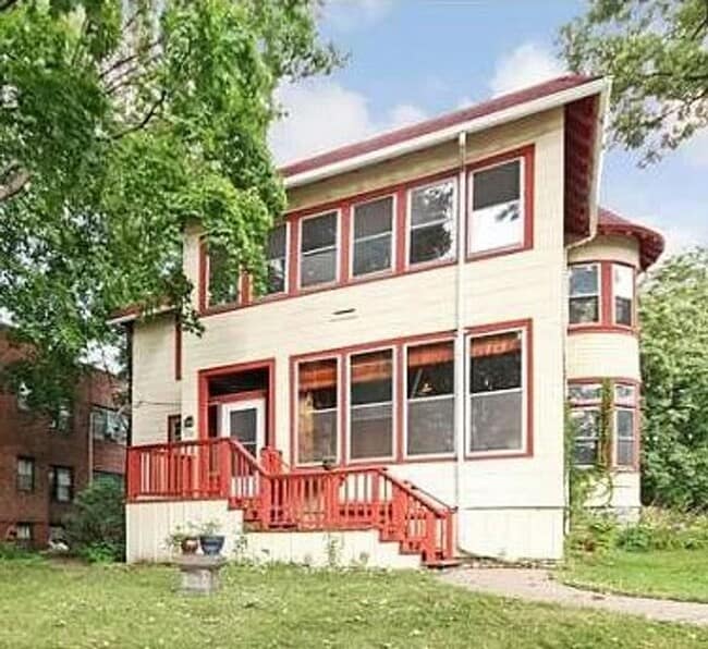 119 Bedford St SE in Minneapolis, MN - Building Photo - Building Photo