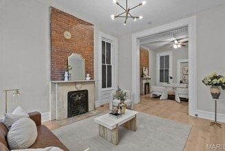 1725 Oregon Pl in St. Louis, MO - Foto de edificio - Building Photo